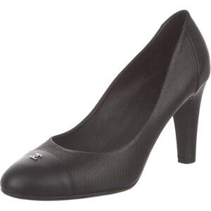 Chanel Interlocking CC Logo Black Cap Toe Leather Pumps